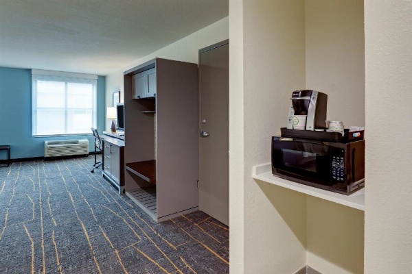 Holiday Inn Mobile Airport image 15