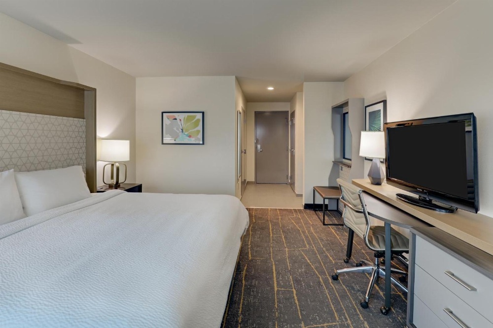 Holiday Inn Mobile Airport